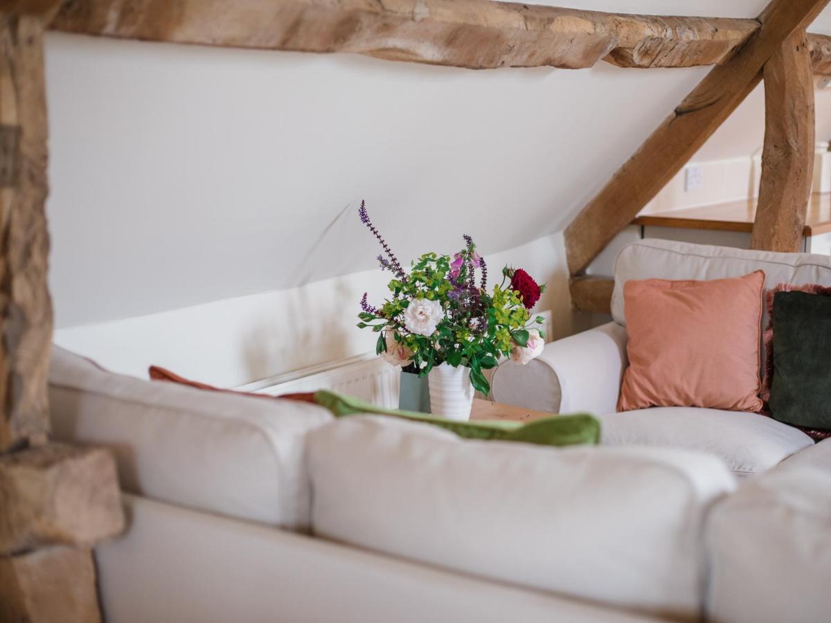 Hayloft At Newbarn Farm Villa Chipping Norton Esterno foto