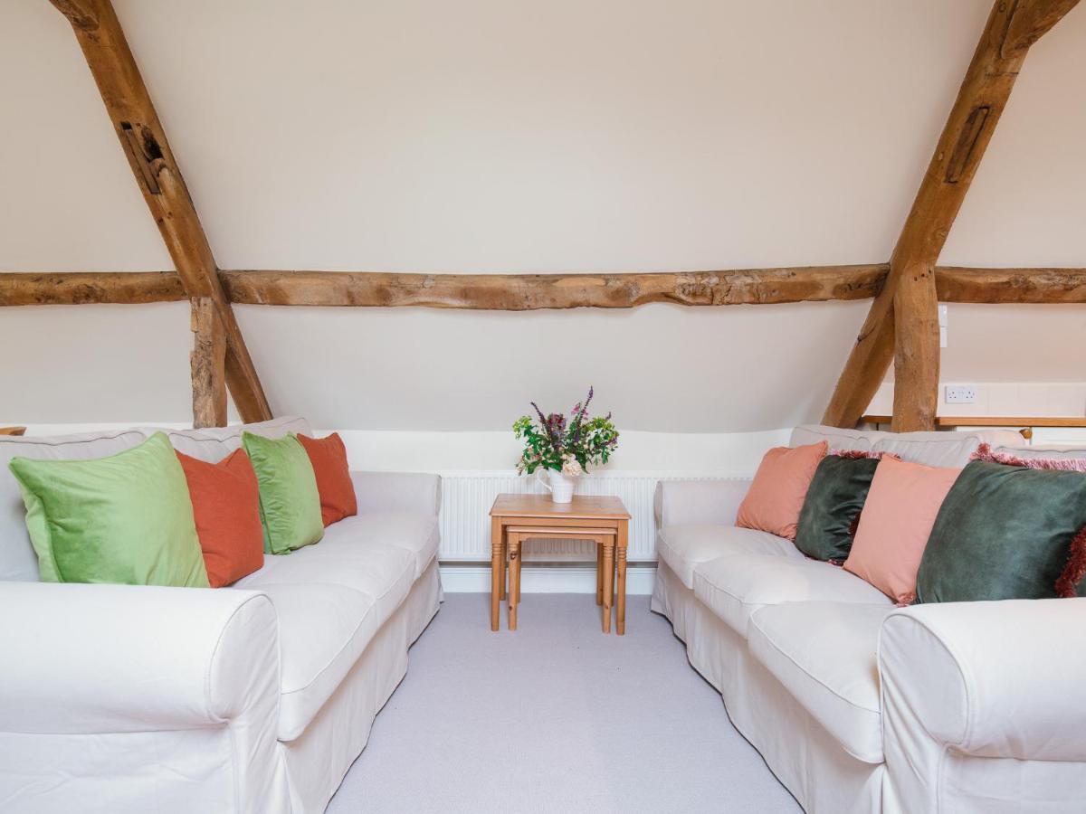 Hayloft At Newbarn Farm Villa Chipping Norton Esterno foto